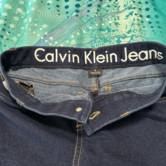 Youth Calvin Klein Jegging style Jeans - Picture 5 of 7
